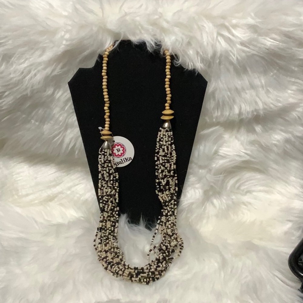 🆕📿Handcrafted beaded wood/tan plastic beads necklace 📿 from Thailand